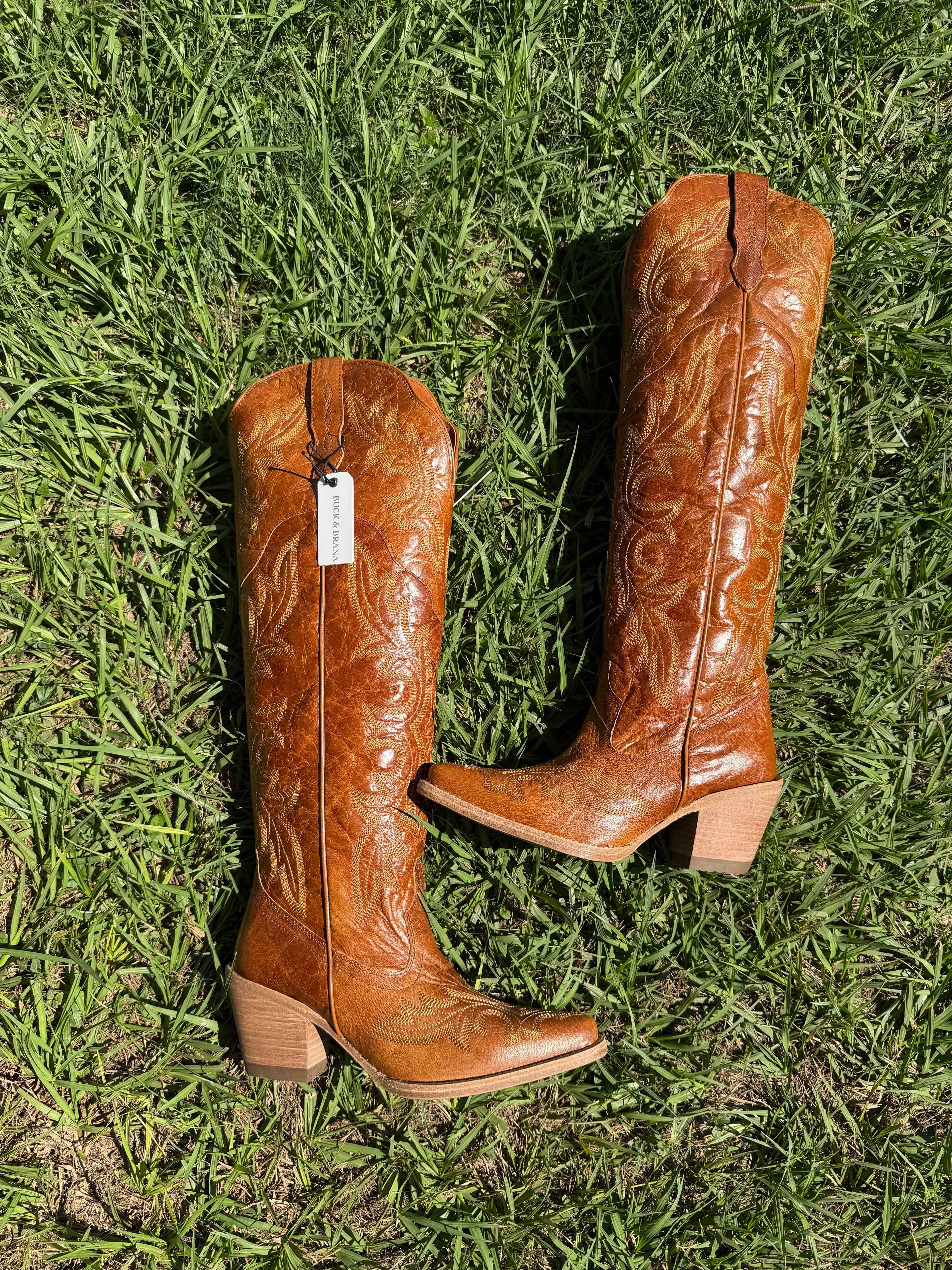 "Julia Brown" Buck & Brana Extra Knee High